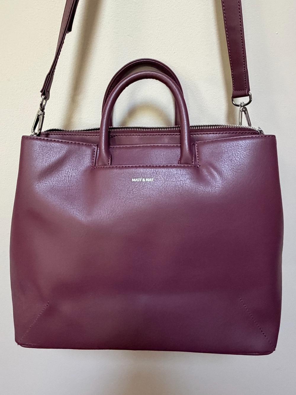 Matt & Nat Vintage Collection Kintla Satchel Tote Purse Work Bag Burgundy Vegan